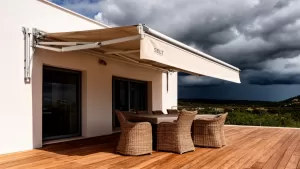 Markiza tarasowa z montażem